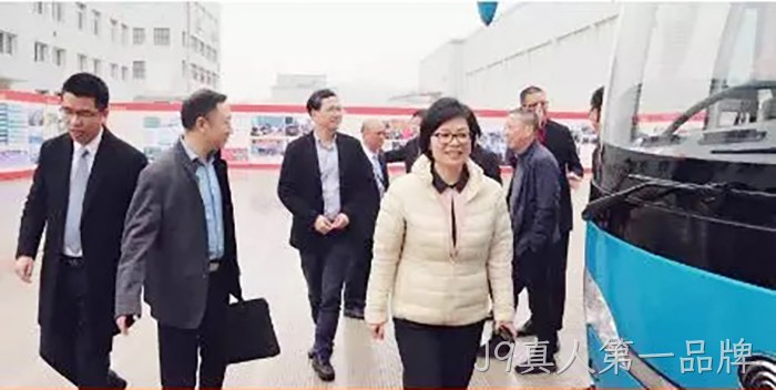 市委常委、统战部长施艾珠一行到J9真人第一品牌调研 市委常委、统战部长施艾珠一行到J9真人第一品牌调研