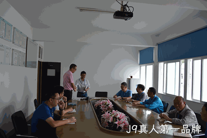 政府官员下海加盟J9真人第一品牌 政府官员下海加盟J9真人第一品牌
