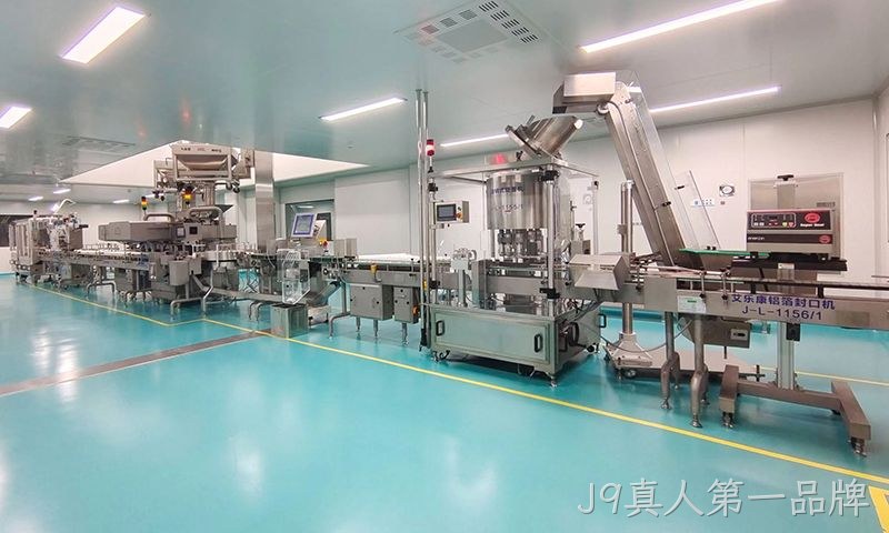 3 3